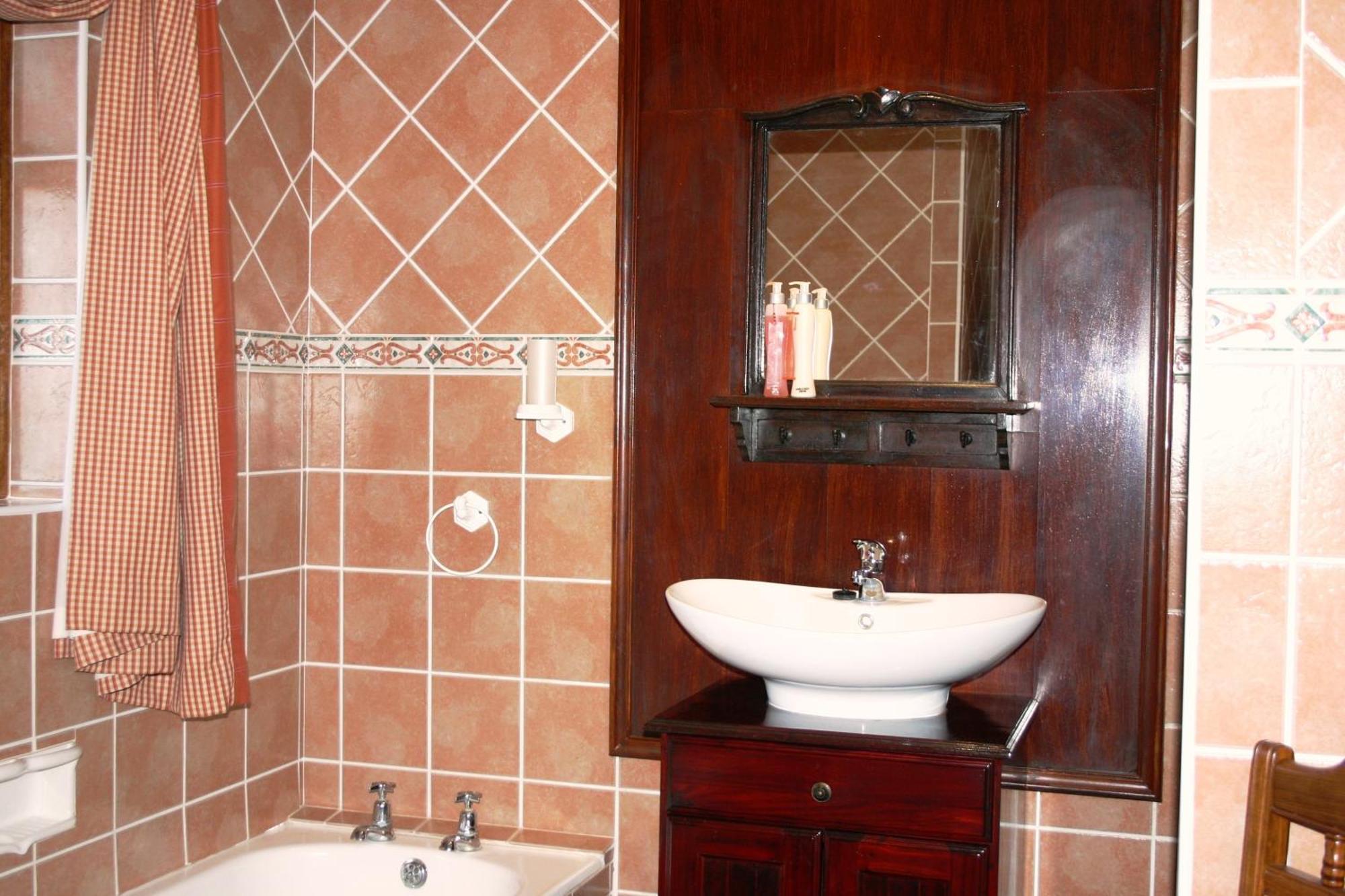 Brown Jug Guest House Hermanus Dış mekan fotoğraf