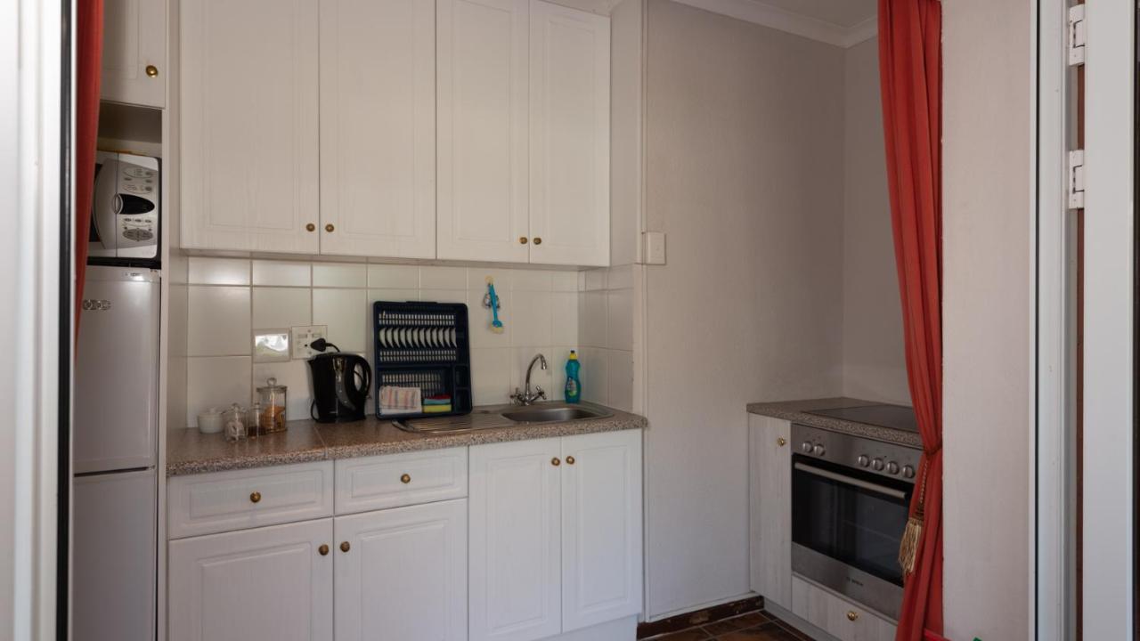 Brown Jug Guest House Hermanus Dış mekan fotoğraf